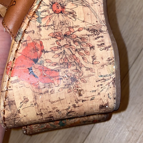 BOC Born Concept Floral Wedge Brown Leather Cork Slip On Heel size 9 - Picture 7 of 10